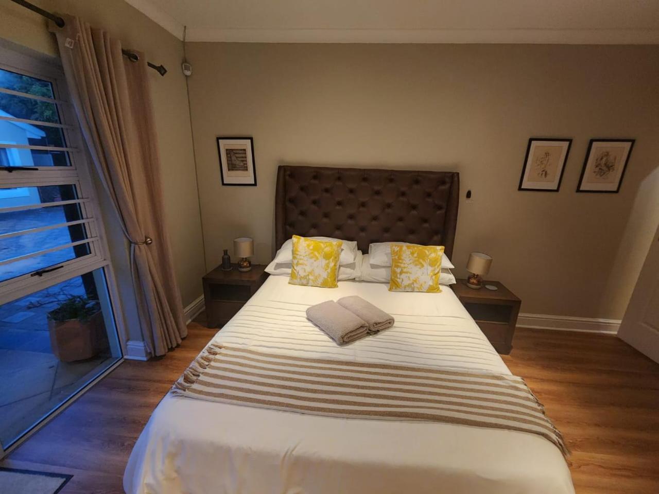 Jenvey House Selfcatering Apartments & Bnb Port Elizabeth Zewnętrze zdjęcie