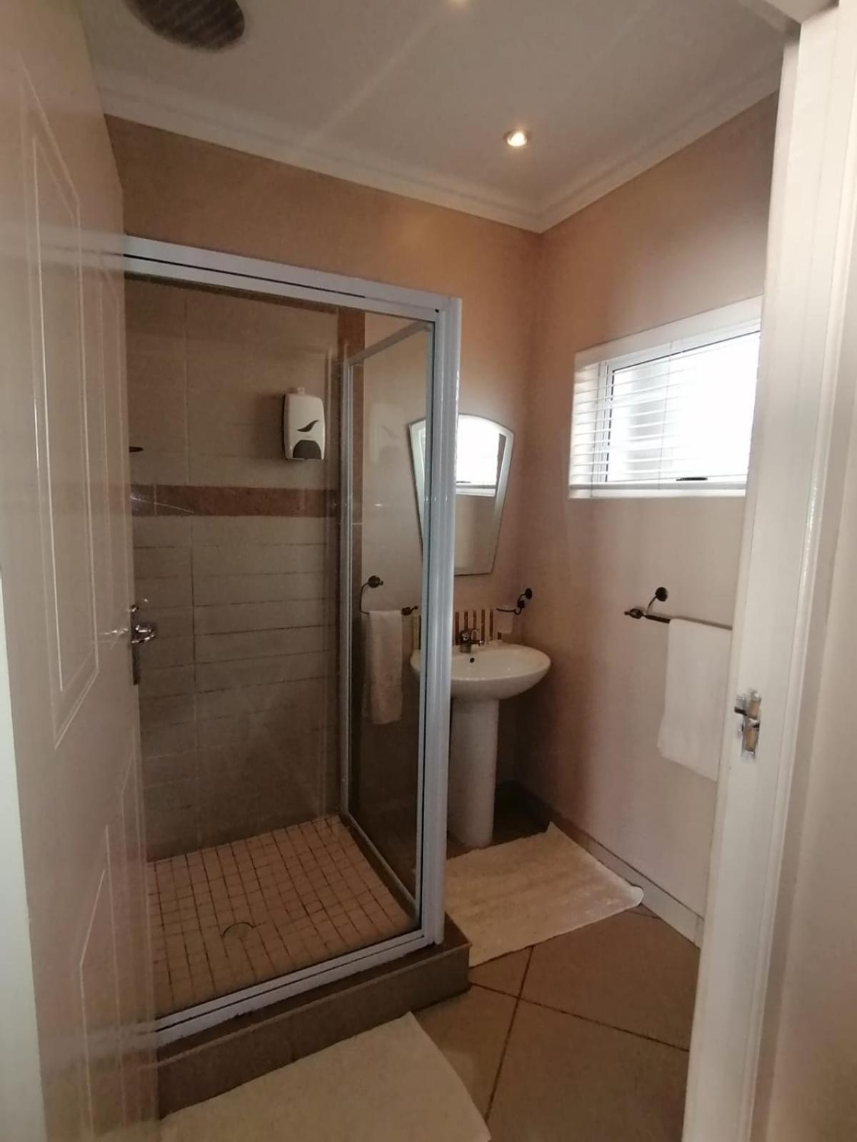 Jenvey House Selfcatering Apartments & Bnb Port Elizabeth Zewnętrze zdjęcie
