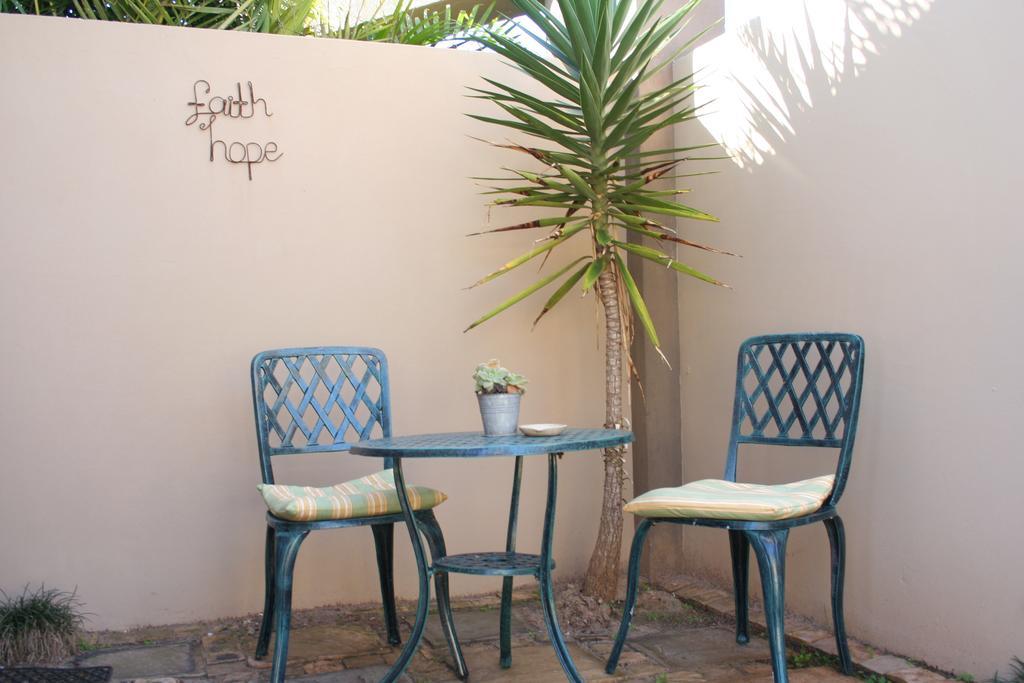 Jenvey House Selfcatering Apartments & Bnb Port Elizabeth Zewnętrze zdjęcie