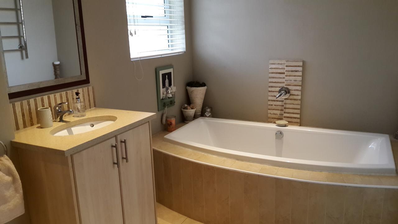 Jenvey House Selfcatering Apartments & Bnb Port Elizabeth Zewnętrze zdjęcie